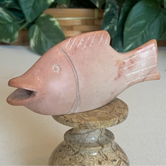 Kisii Soapstone Carved FISH Figurine Stone Big Mouth Bass Carving Animal Figure - Picture 8 of 16